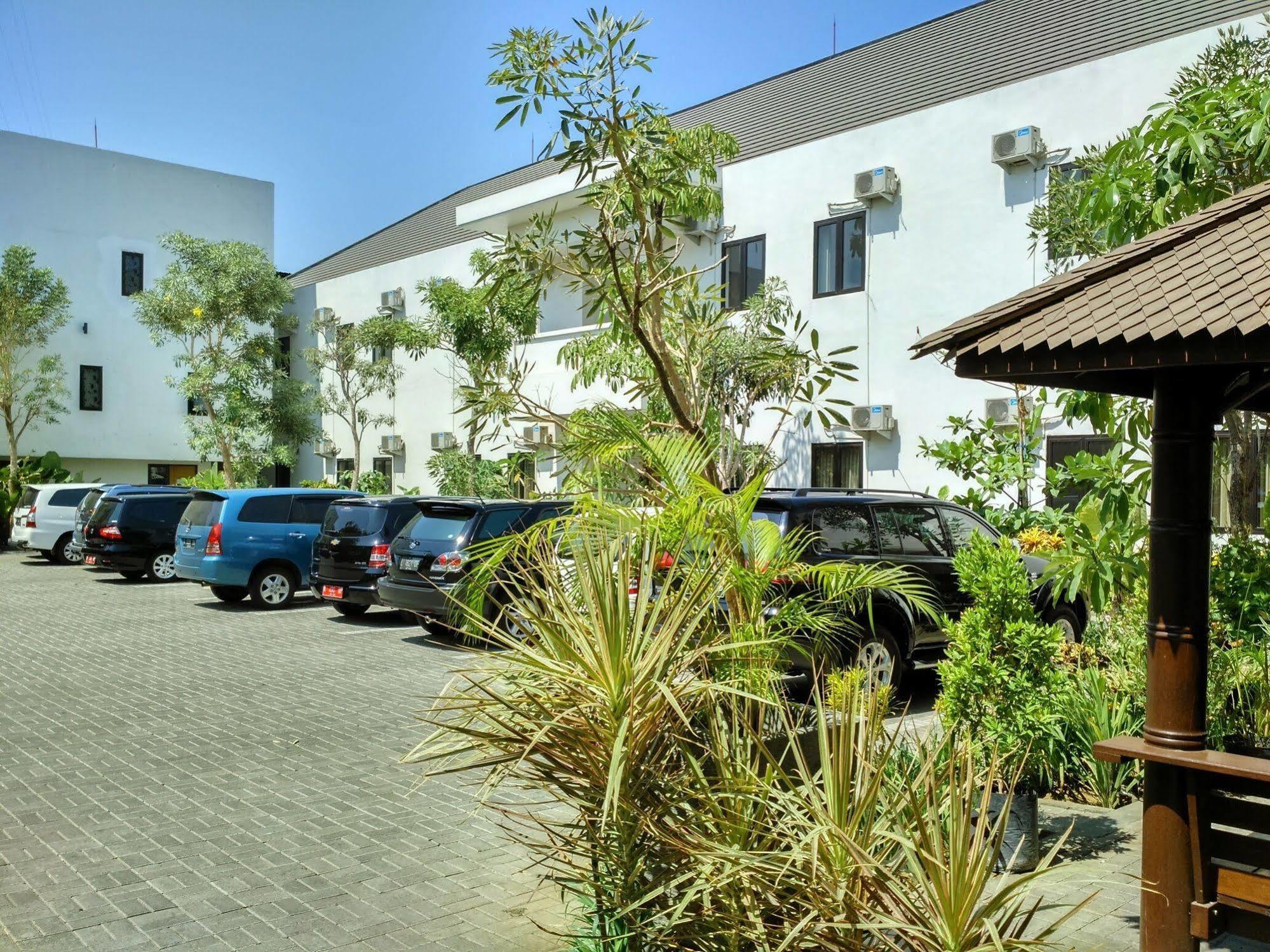 巴苏鲁特兰斯特酒店 岩望 外观 照片