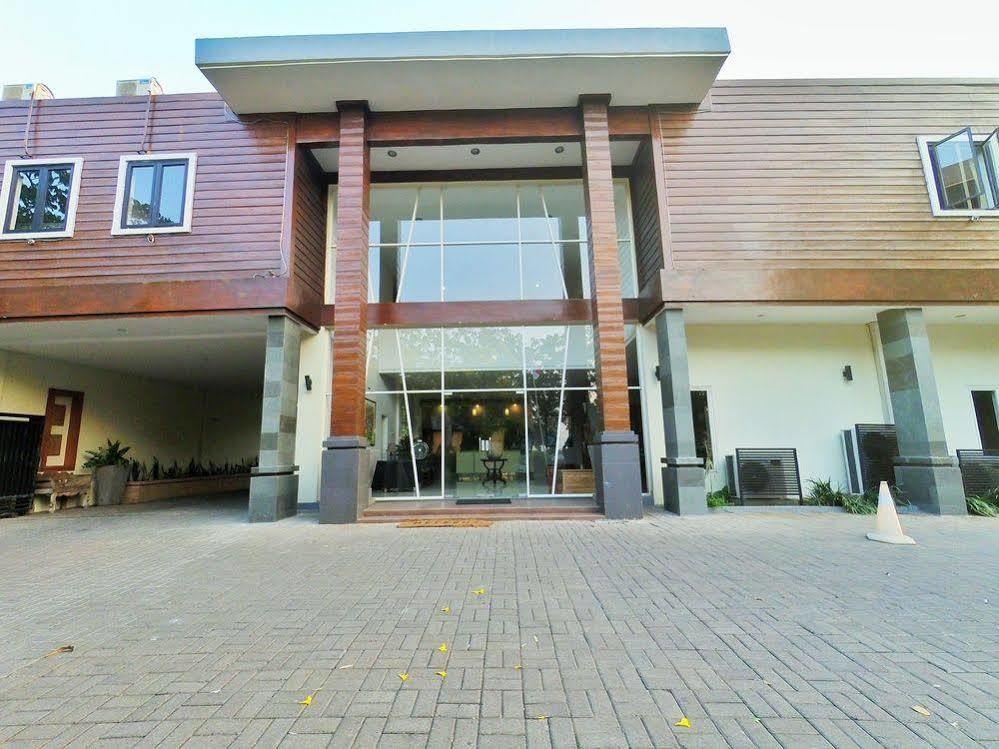 巴苏鲁特兰斯特酒店 岩望 外观 照片